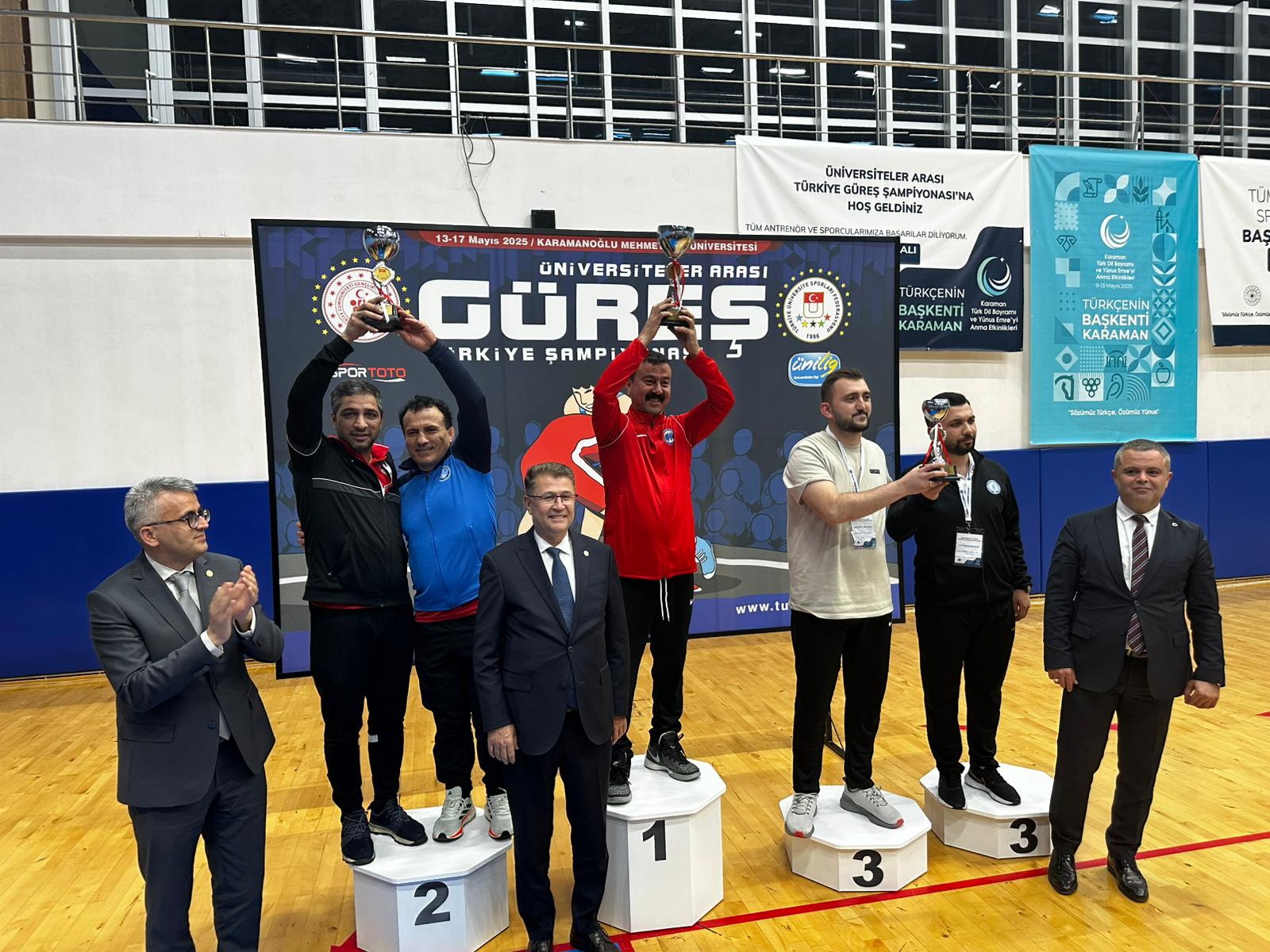 BAÜN lü Güreşçilerin Sırtı Yere Gelmiyor 36 Üniversite arasından Türkiye 2.liği