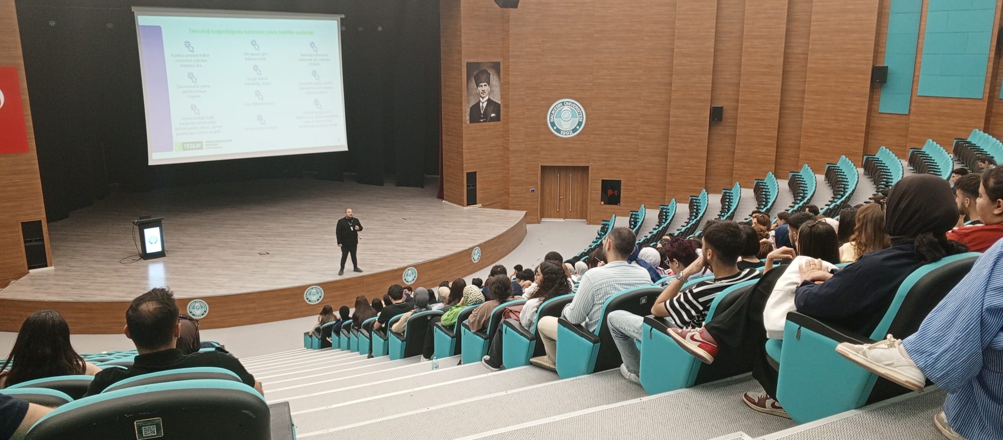 Teknoloji Bağımlılığı Semineri Gerçekleştirildi