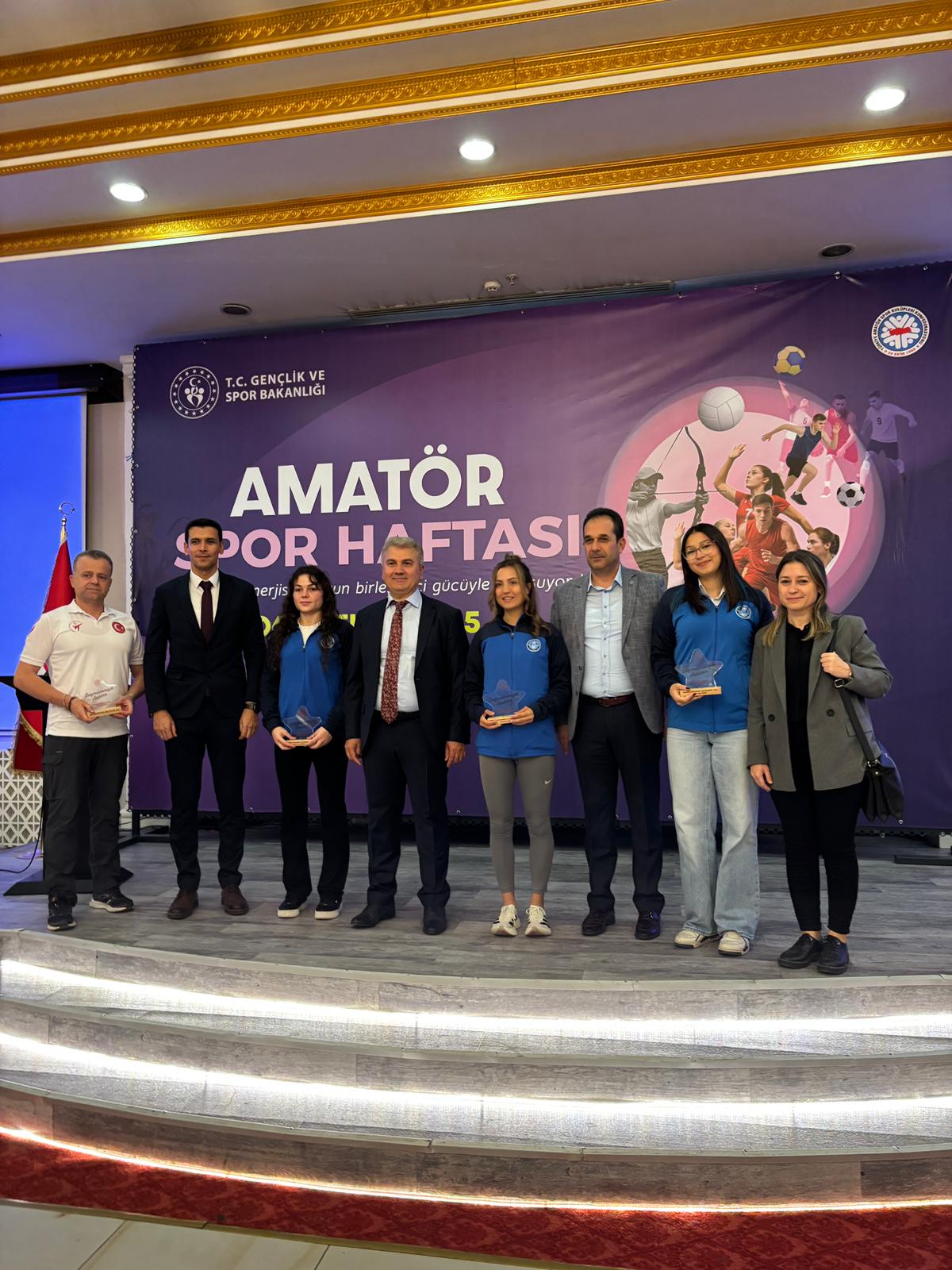 Amatör Spor Haftası Sporun En leri Ödül Töreni ile Sona Erdi