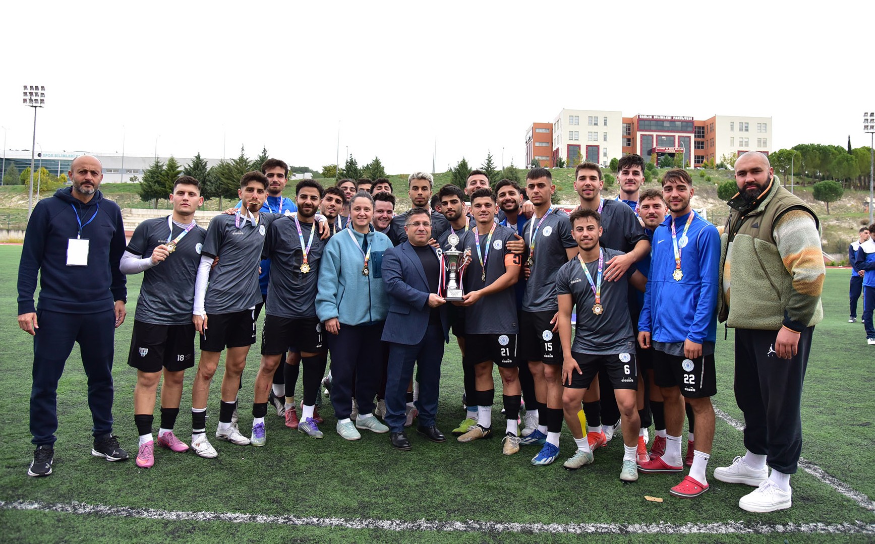BAÜN, Ünilig Futbol Şampiyonası Eleme Gruplarına Ev Sahipliği Yaptı