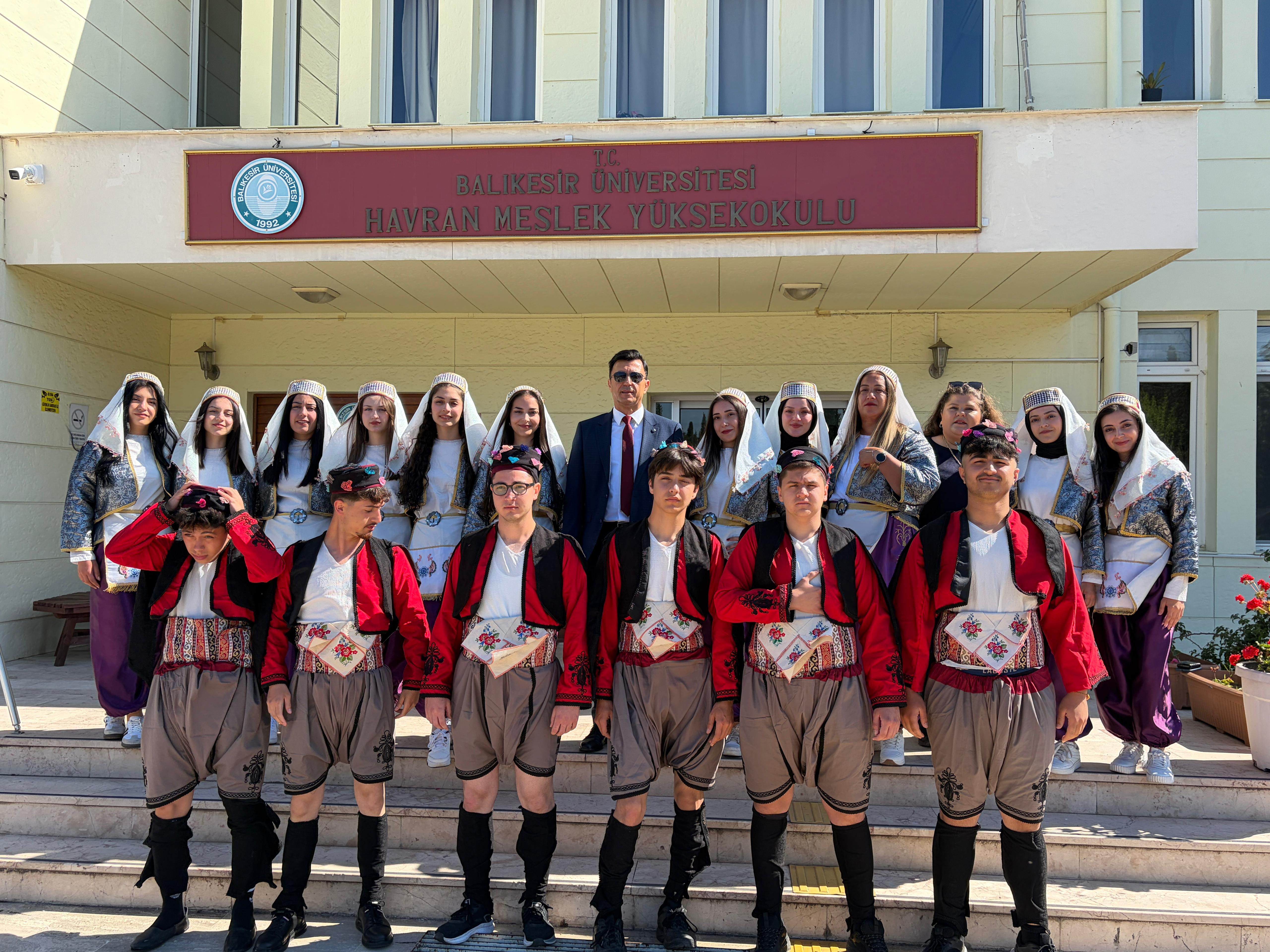 19 Mayıs Coşkusu İlçemizde Yüksekokulumuzun Ritmiyle Yankılandı!