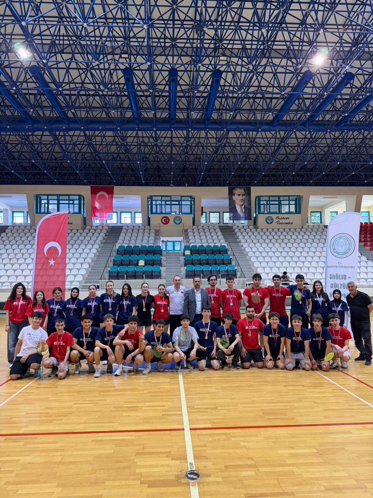 Balıkesir Üniversitesi Spor Fest 2026 da Badminton Heyecanı