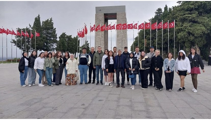 Gelibolu Yarımadası’nda bulunan şehitlikleri ziyaret