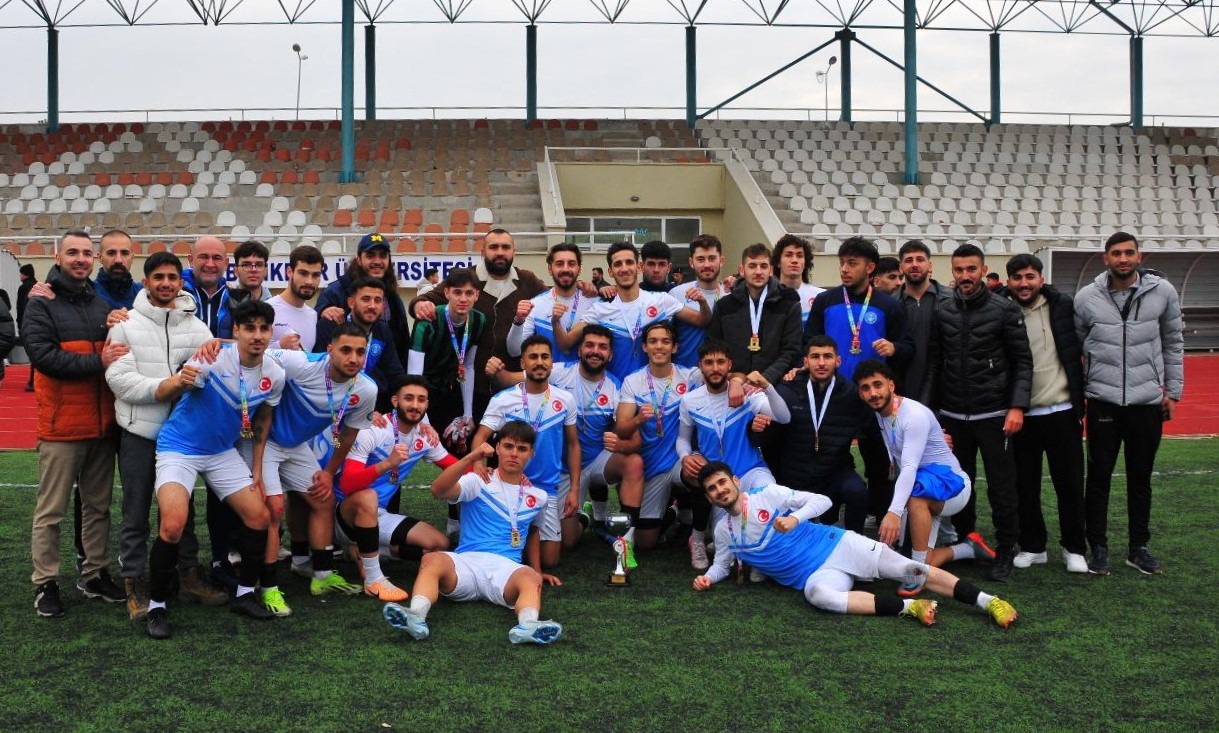 Şampiyon Balıkesir Üniversitesi