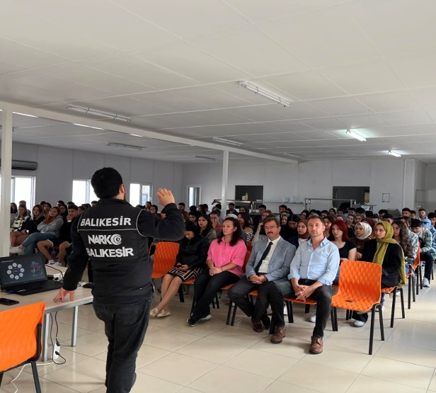 Narkorehber Gençlik Modülü Semineri