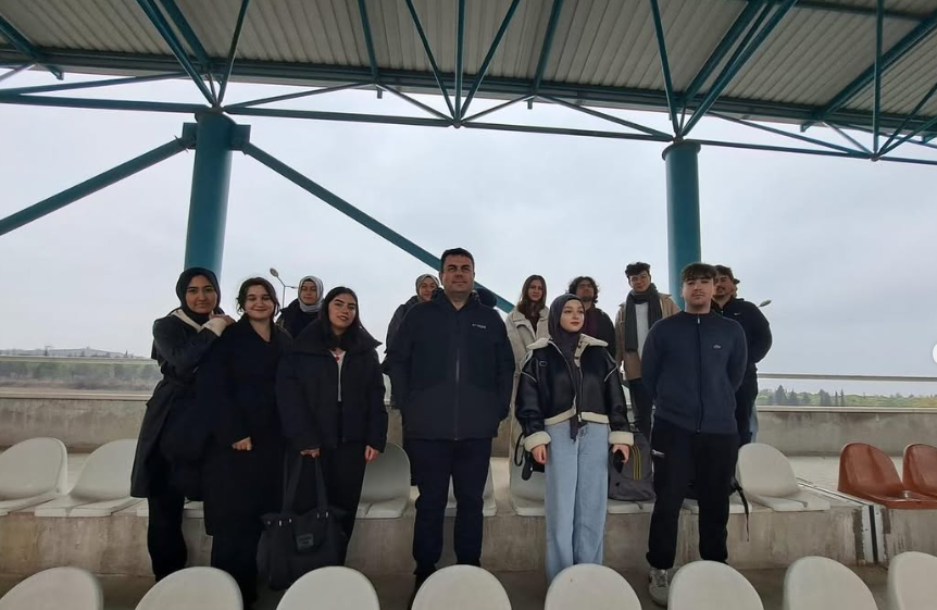 Hem Uygulamalı Eğitim Hem Takımımıza Destek